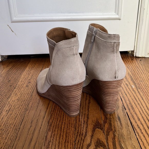 Lucky Brand Yimina Wedge Bootie - Picture 3 of 4